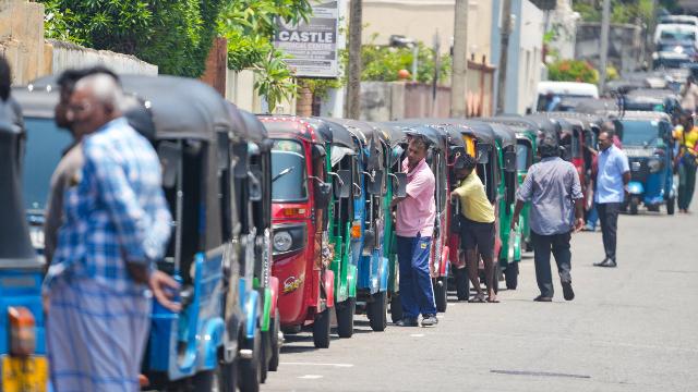  波动之下韧性生存：全球资产配置的避险与进击策略 股票财经 波动之下韧性生存：全球资产配置的避险与进击策略 股票财经 波动之下韧性生存：全球资产配置的避险与进击策略 股票财经