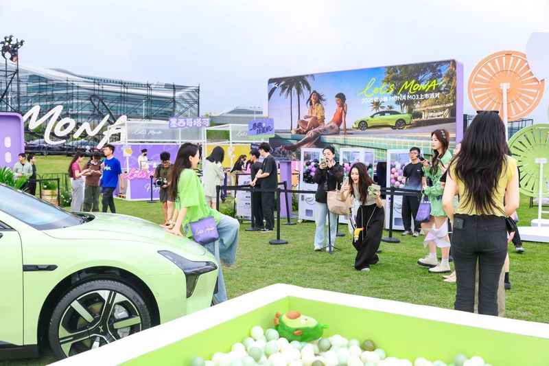  技术破局：小鹏MONA M03如何用AI重新定义A级纯电轿跑 汽车科技